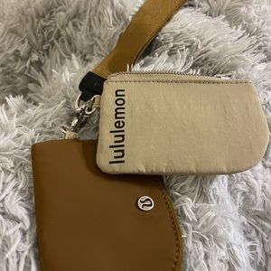 dual pouch $40